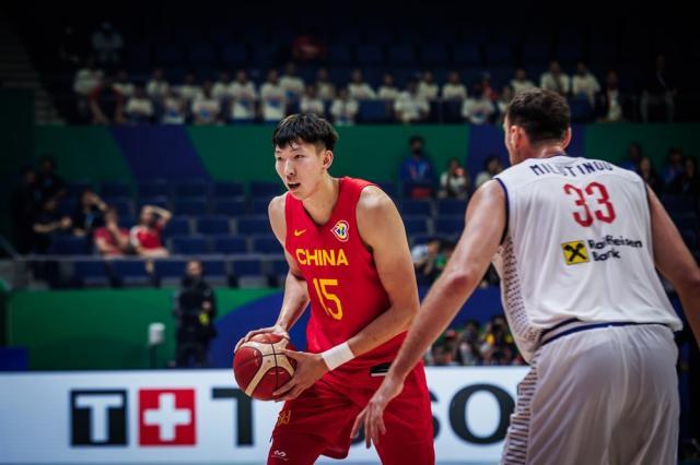 开云体育官方app-周琦告别低迷状态复苏！惨败之夜的最大亮点