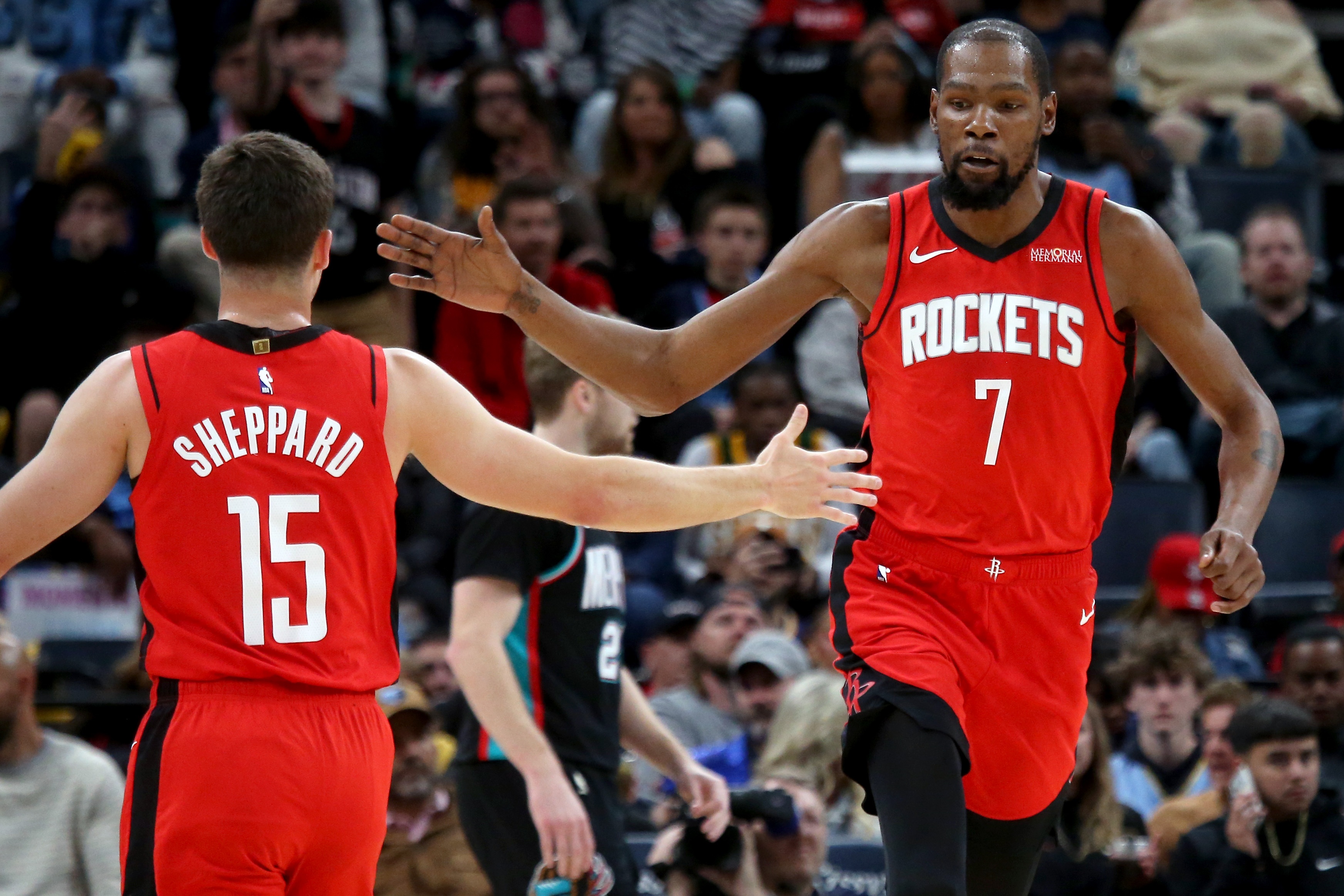 开云体育官网登录入口-NBA彩经:马刺大胜勇士 火箭击退雄鹿 爵士不敌掘金 绿军灭热火